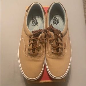 Men’s Vans in cornstalk!